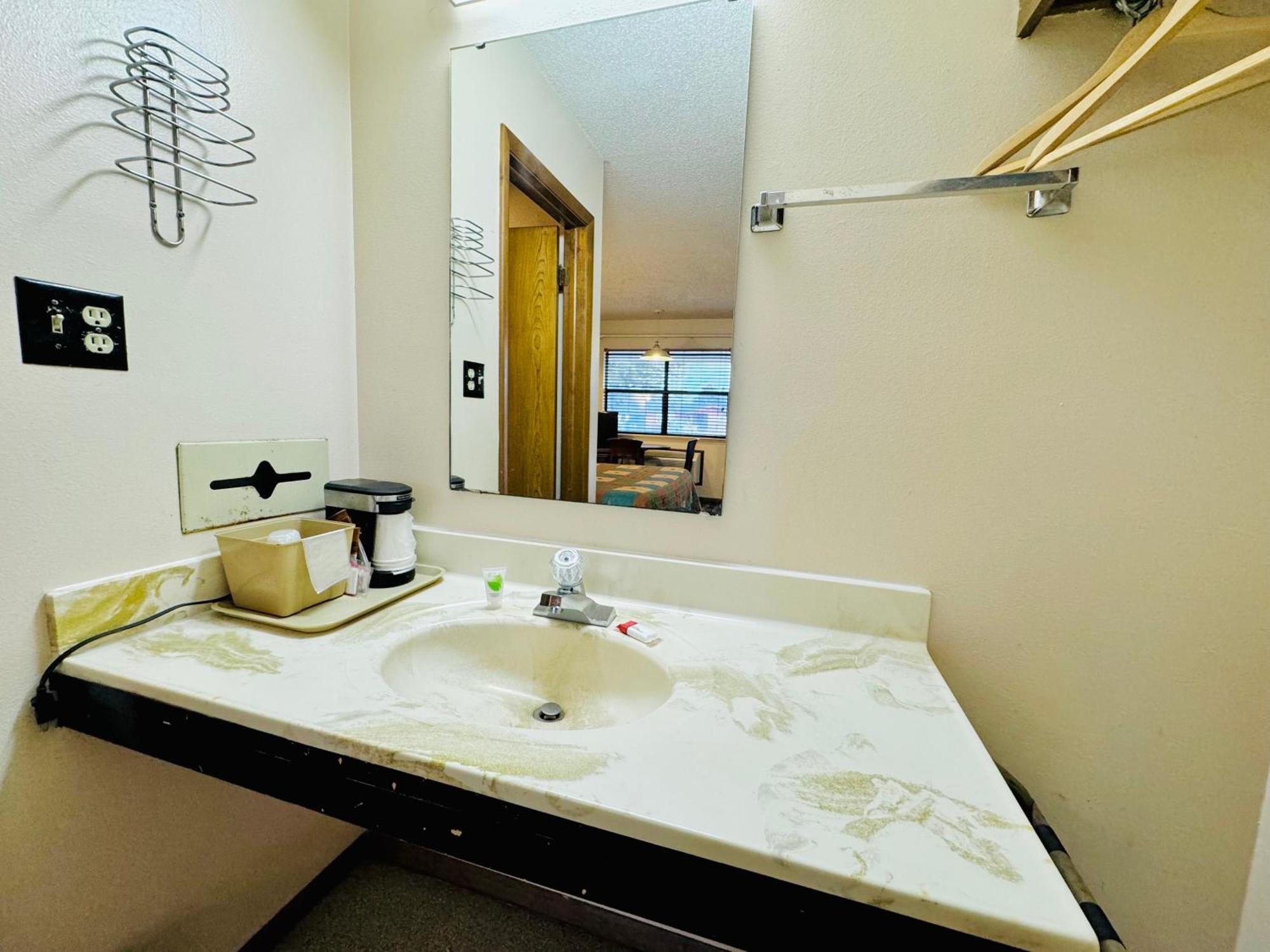 Americas Best Value Inn Jay Buitenkant foto